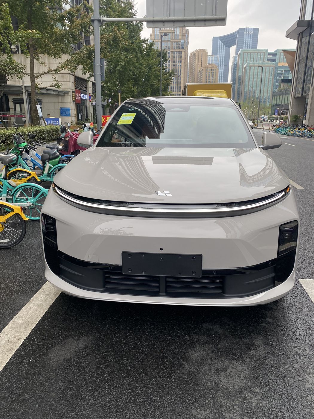 PA国际厅 MEGA 高压纯电 MPV